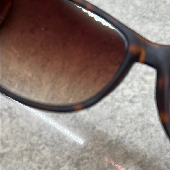 Tortoise Shell Sunglasses - Picture 5 of 5